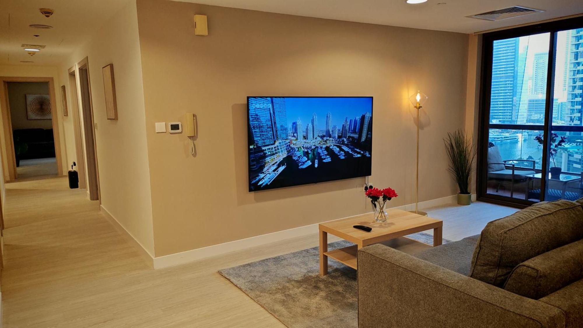 Modern, Spacious, Luxe 5Br Plus Maid Condo In Jbr, Near Jbr Beach, Marina View, By La Buena Vida Holiday Homes