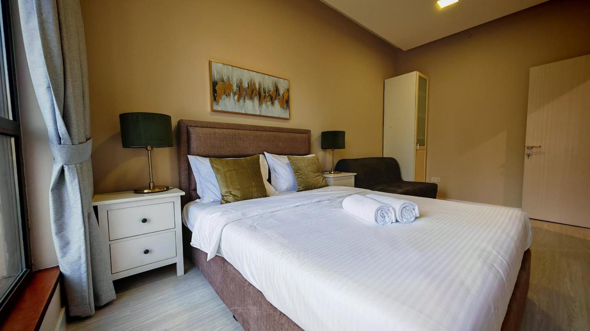 Apartment Modern, Spacious, Luxe 5Br Plus Maid Condo In Jbr, Near Jbr Beach, Marina View, By La Buena Vida Holiday Homes