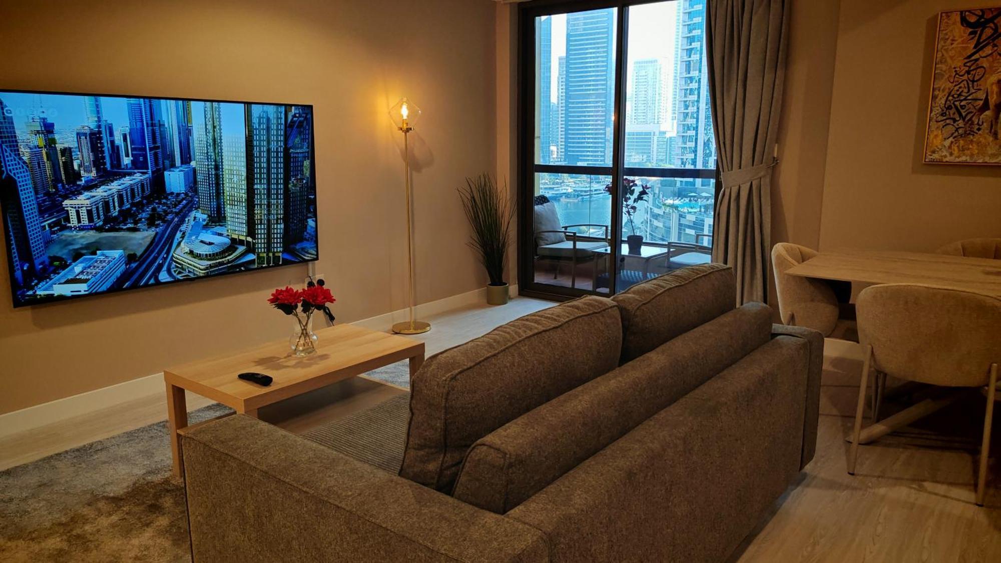 Modern, Spacious, Luxe 5Br Plus Maid Condo In Jbr, Near Jbr Beach, Marina View, By La Buena Vida Holiday Homes Apartment Dubai